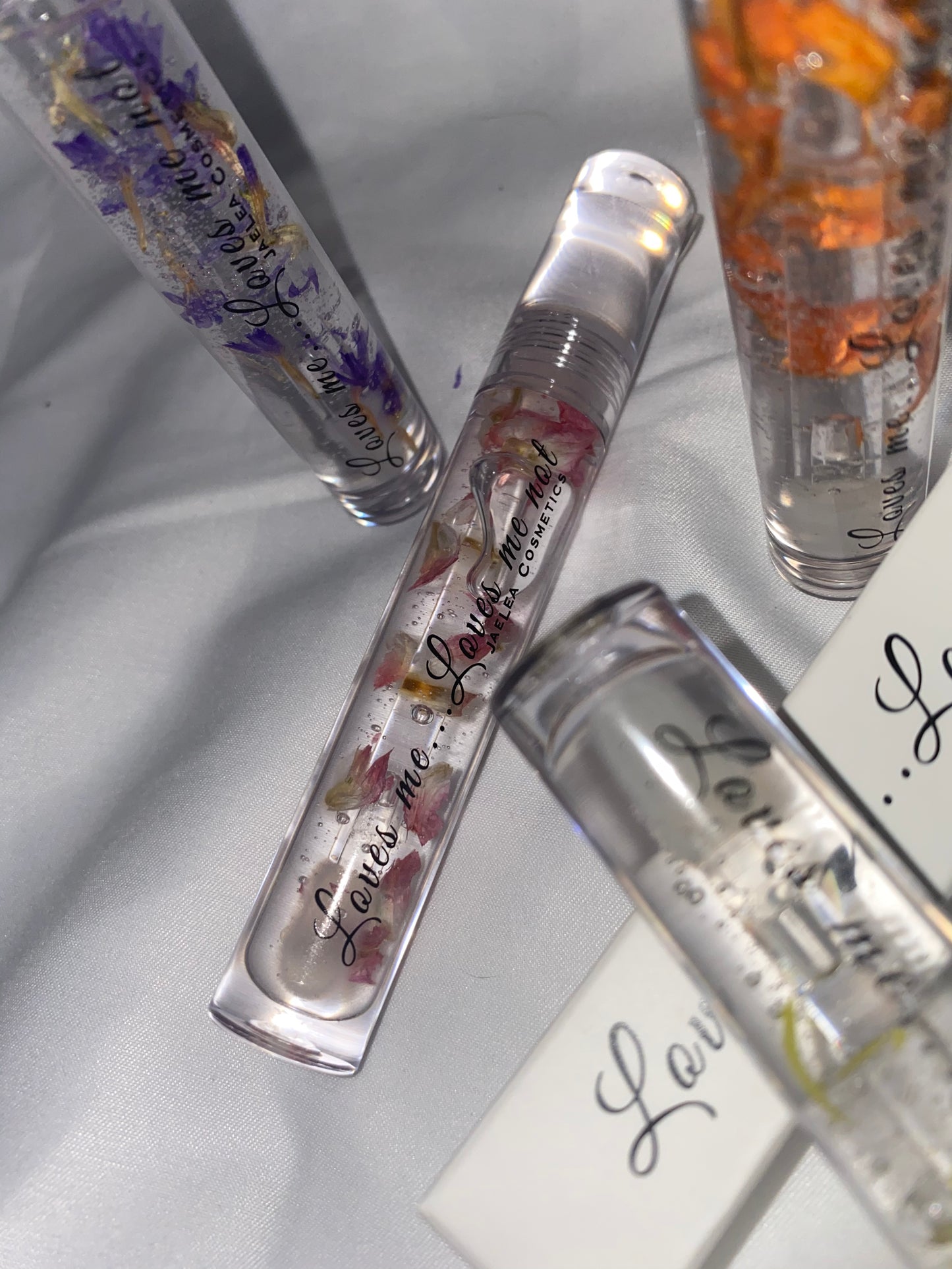 Loves me....loves me not Lip Oil /Glosses