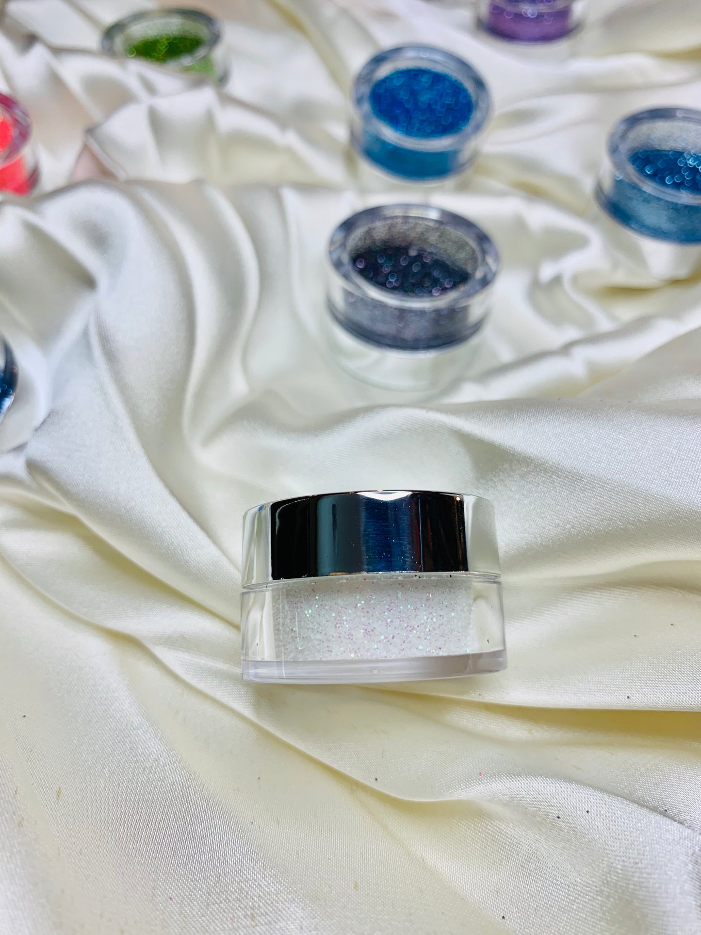 White n/b gLt Nail and body glitter extra fine (starlight)
