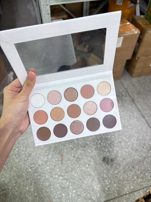 Nude eyeshadow palette